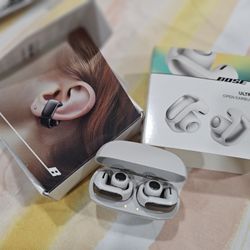 New, never used Bose Ultra bone conduction open ear buds.