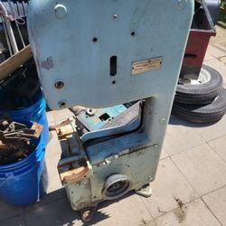 14" Powermatic Band Saw Model 141 For Parts Frame Bandsaw