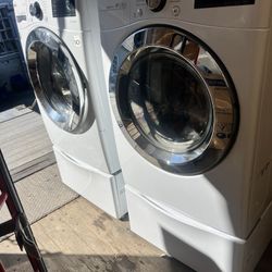 Washer And Electric Dryer W PEDESTALS  