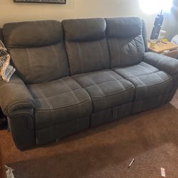 Couch /recliner
