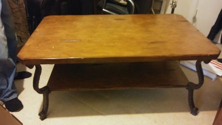 Coffee table cocktail table