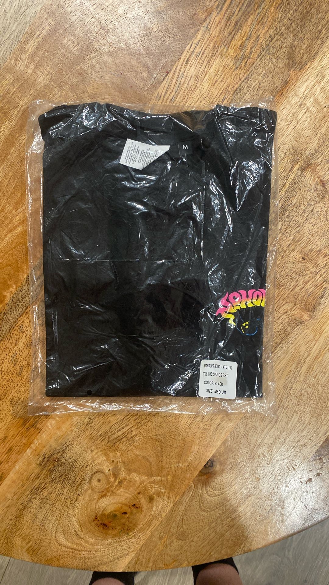 New No Hours Black Graphic Shirt Size M