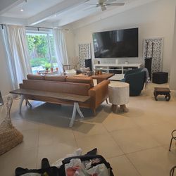 Beautiful Complete Living Room Set