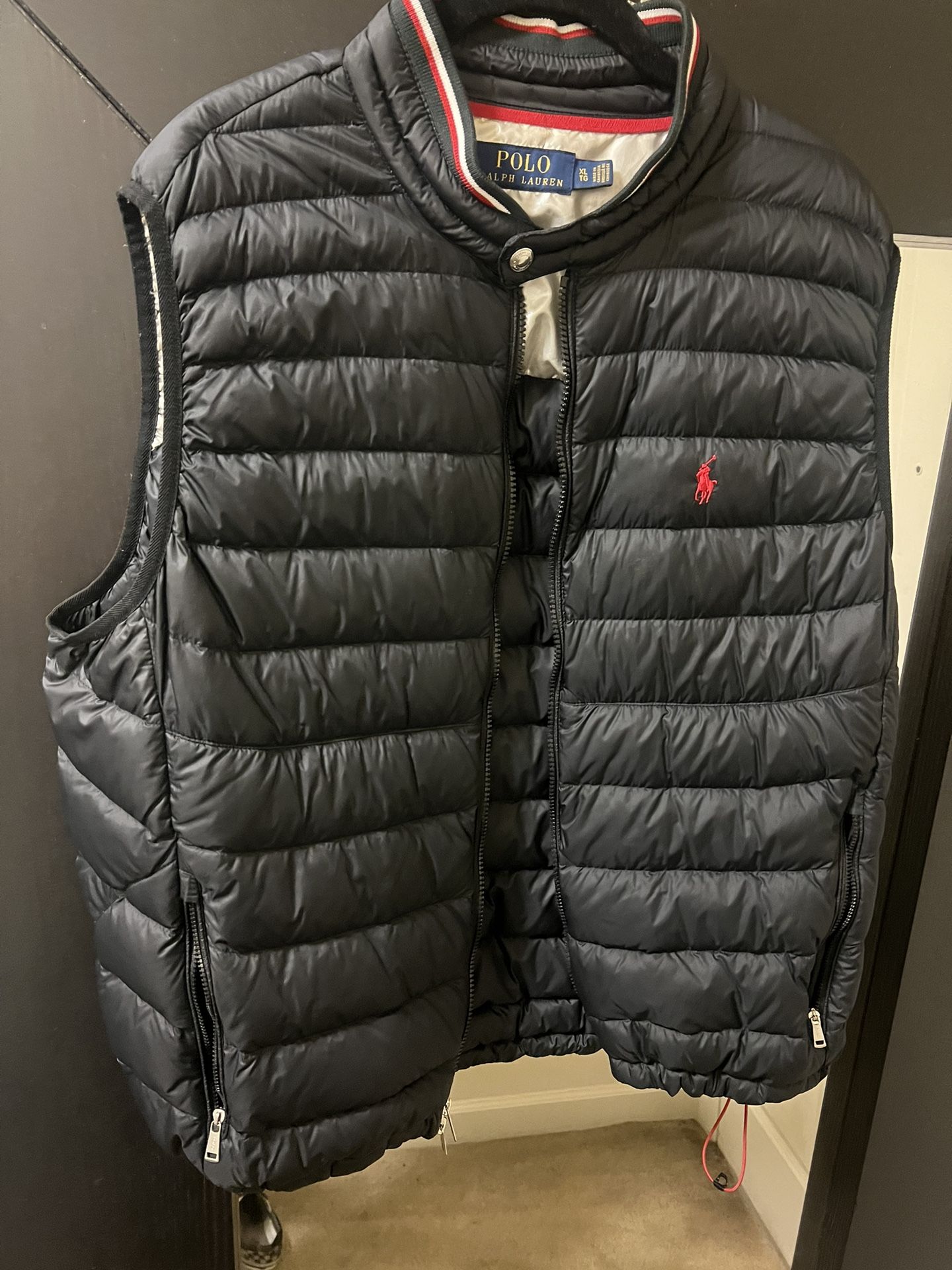 POLO RALPH LAUREN Men’s Black Full Zip Puffer Vest