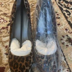 Brand New Fashionable Suede Leopard Block Heel Pump