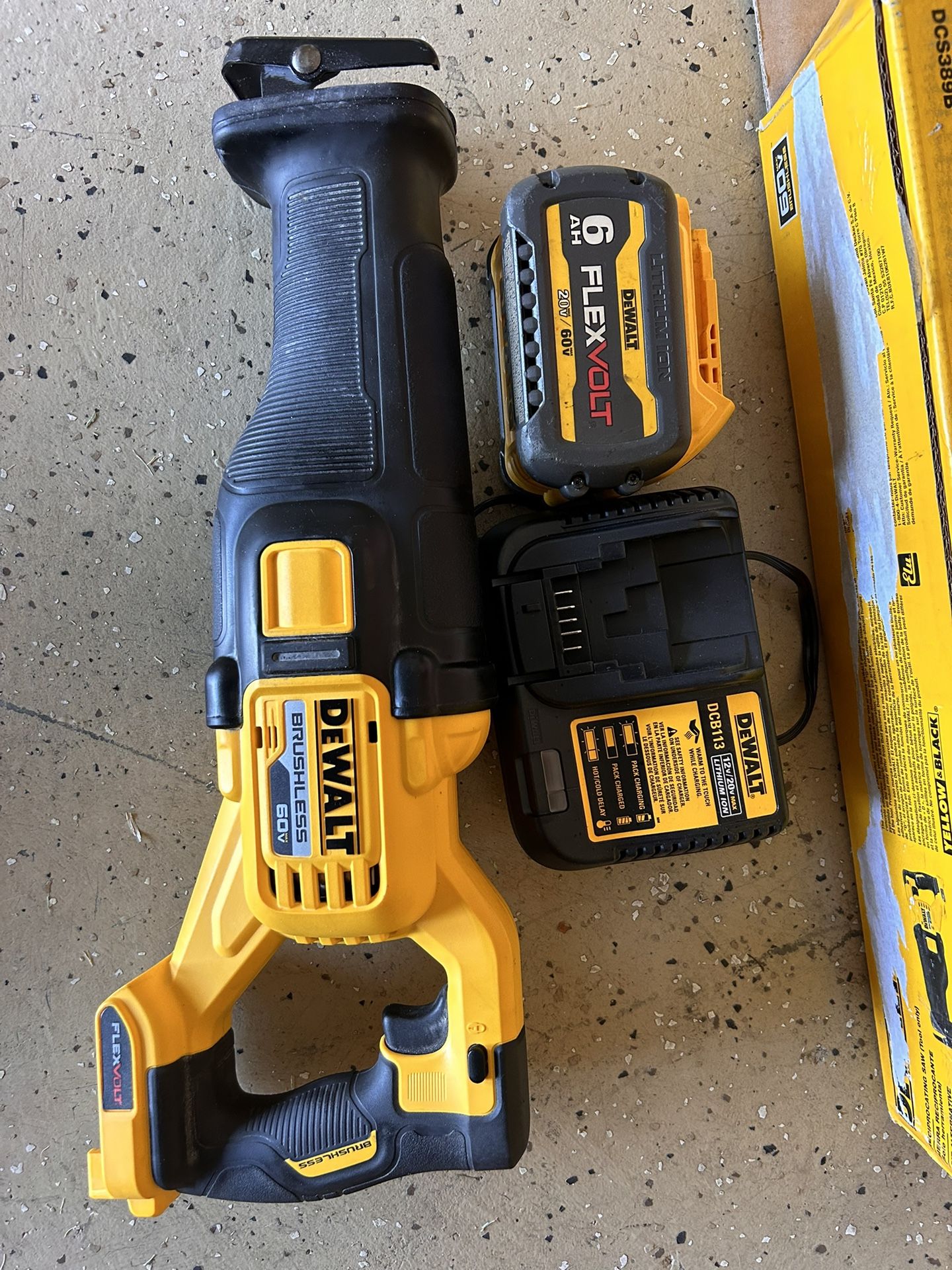 DEWALT RECIPROCATING SAW