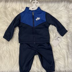 Nike Boy Outfit (12m)