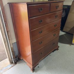 Biggs Furniture 6-Drawer Solid Wood Dresser