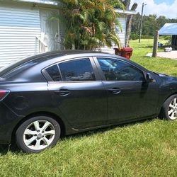 2010 Mazda 3 4 Door Light