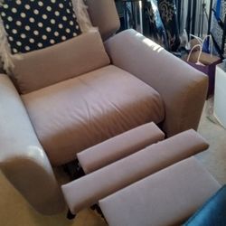 Gray Recliner/Rocker /Swirl Chair Good Condition 