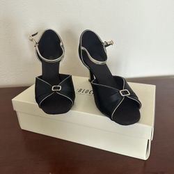 Bloch Ladies Black & Gold Satin Latin Dance Shoes Size 7.5