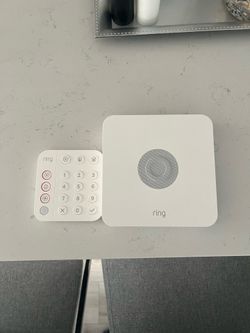 Ring Alarm 2nd Gen 8-Piece Wireless Home Security Kit – Excellent Condition