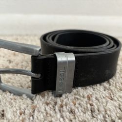 Fossil Black Leather Belt (size 34)