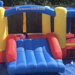 Picasso Tiles Bouncy House