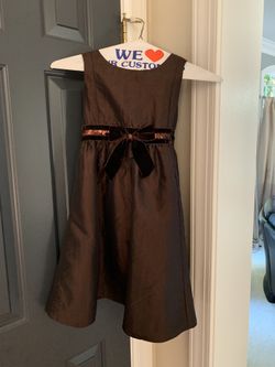 Girl size 8 brown dress