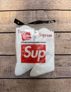 Supreme x Hanes White Crew Socks 4-Pack