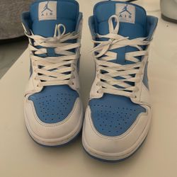 Air Jordan’s 1 Mid SE
