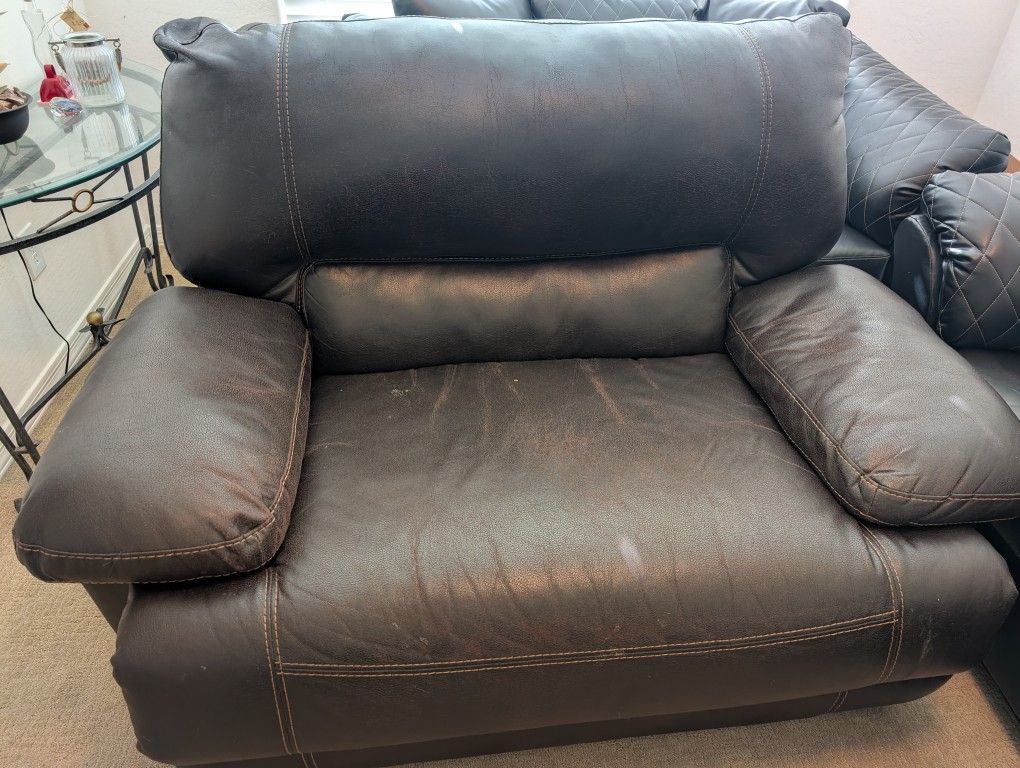 Recliner Love Seat