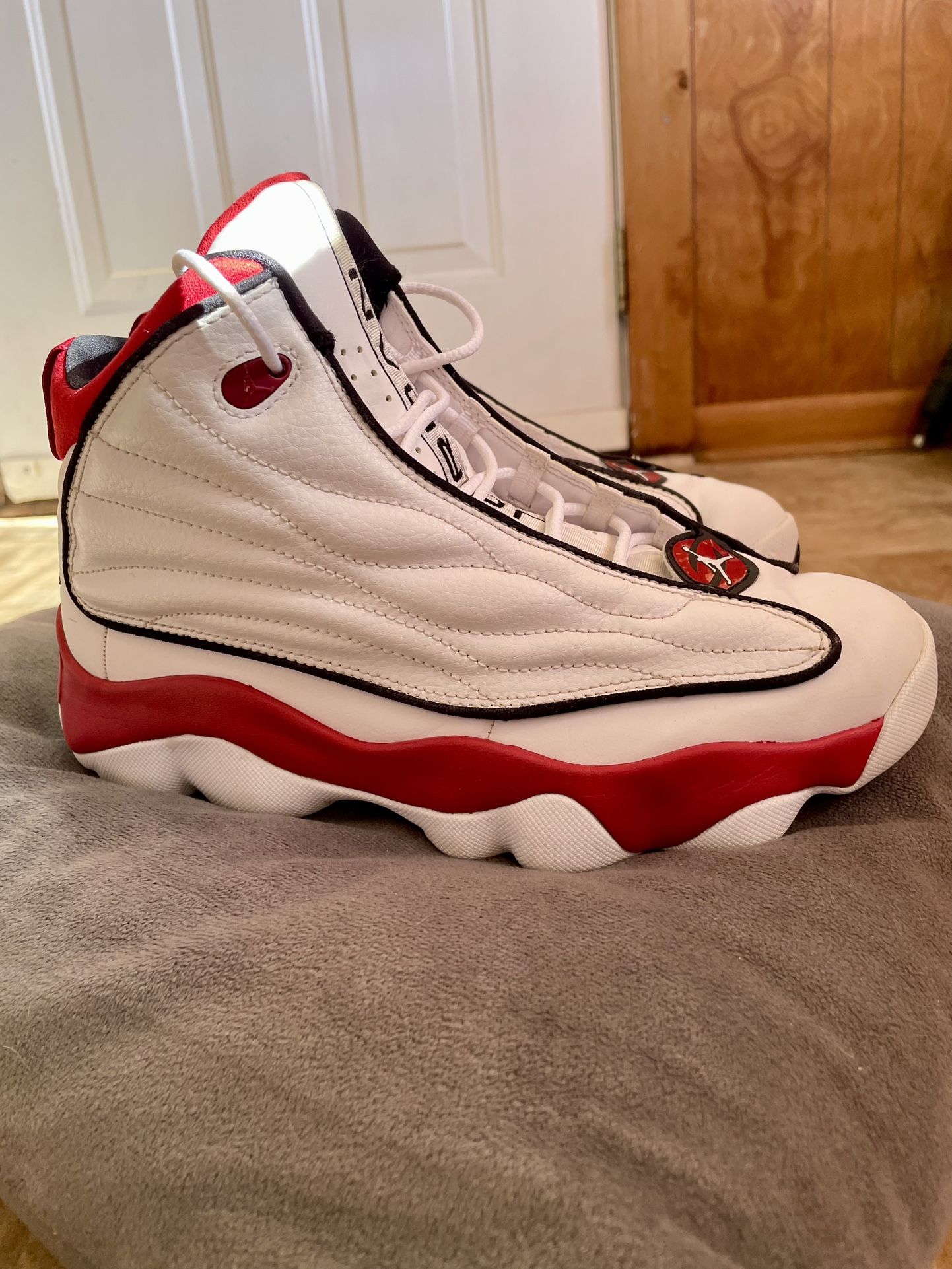 Jordan Pro Strong Chicago Size 6y 