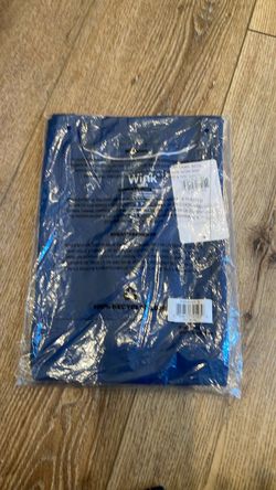 New navy scrub shirt Size small