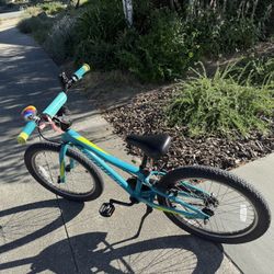Kids Bike Like New