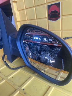 2011 Chevy Avalanche Passenger/Right Side Door Mirror