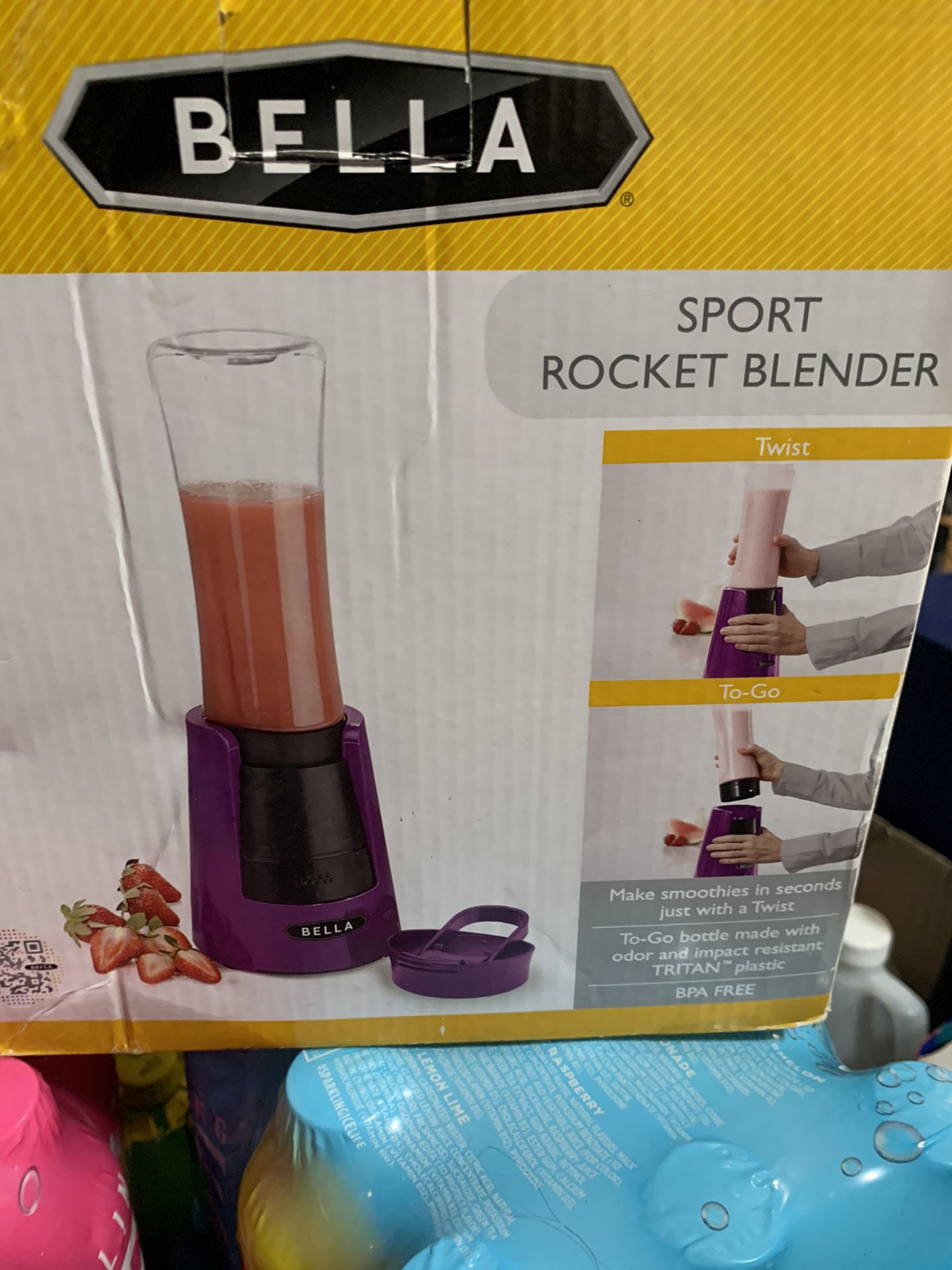 Brand New Bella Sport Rocket Blender!!