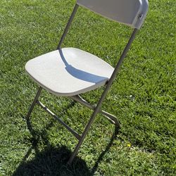 172 Beige Folding Chairs for sale