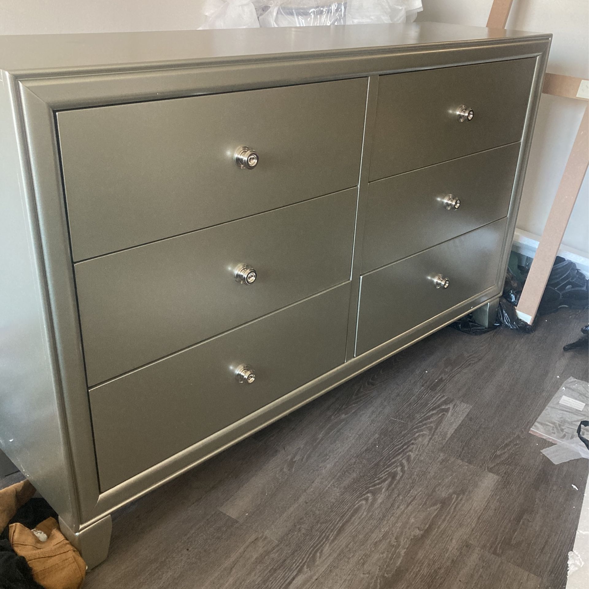 Bobs Furniture Jem Dresser