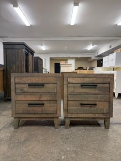2 Nice Nightstands/ Nightstand Set / End Tables / Side Tables