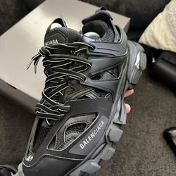Balenciaga Tracks