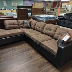 New Sectional Sofa With Reversible Chaise Lounge