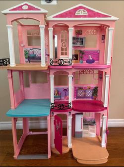 Babrbie House $30.00