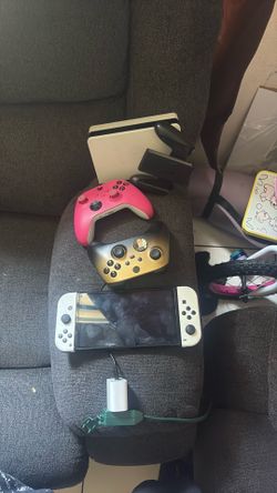 Switch and Xbox remotes