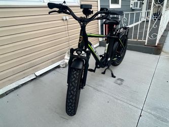 Fly wing Green Electric Bike Great Condition