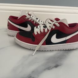 Nike Women’s Air Jordan’s 1 Low Chicago Flip (Size 7)