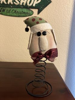 Elf on a Spring Christmas Table Decoration