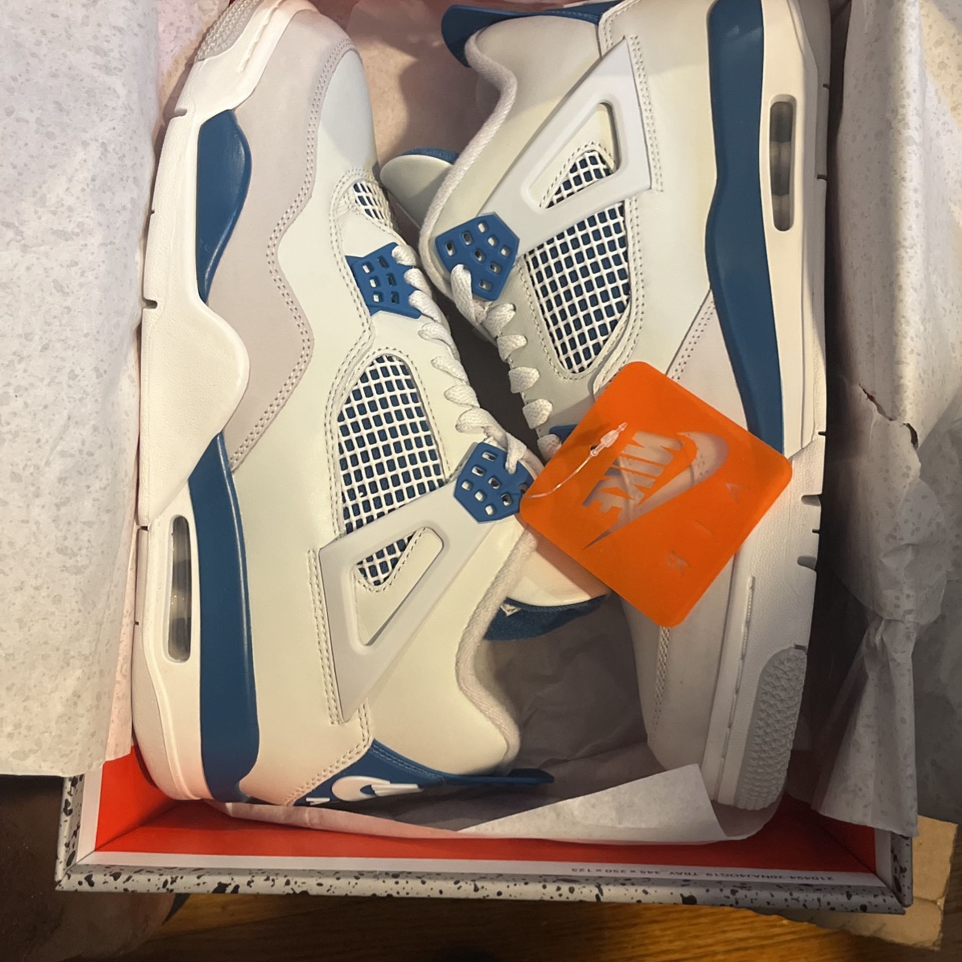 Jordan 4 Military Blue