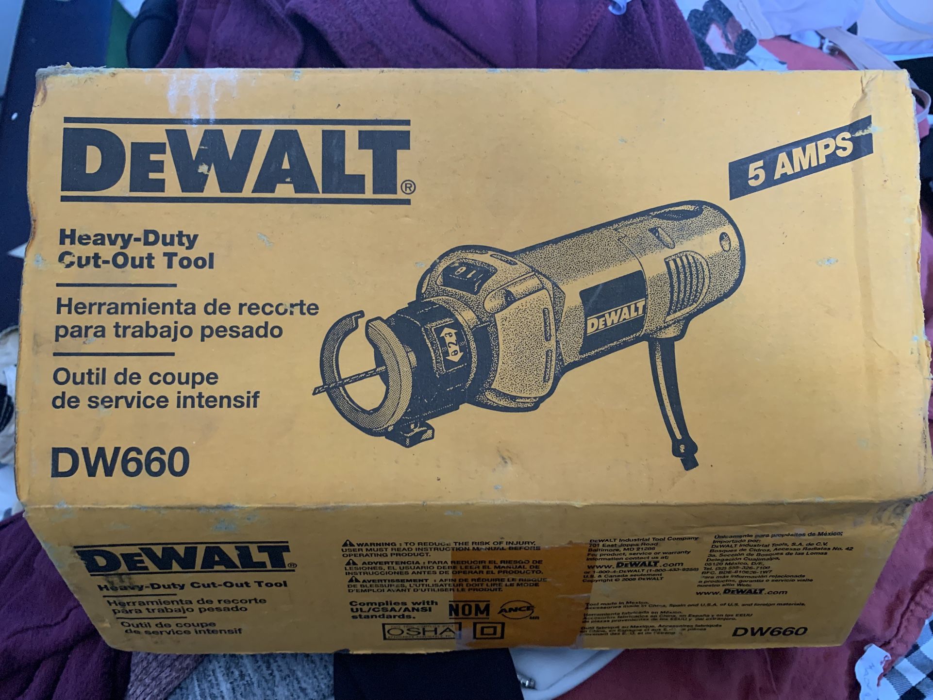 DW660 Dewalt Cut Out Tool