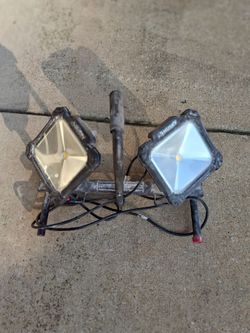 Husky twin head LED work light