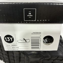 Giles New Flat Shoes 