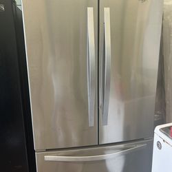 Whirlpool French door refrigerator $425  Delivery available for small Fee🚛