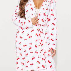 Long Sleeve Plush Robe