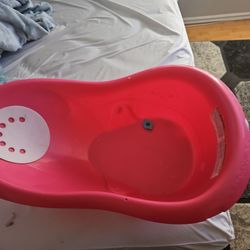 Baby Girl Bathtub