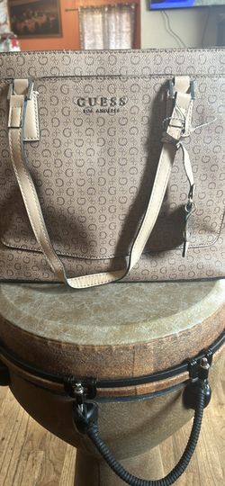 Guess Purse Almost New