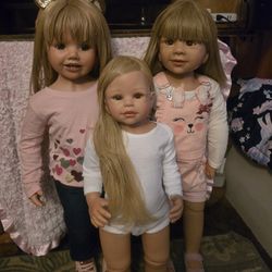 Poseable Lifelike Toddlers!!