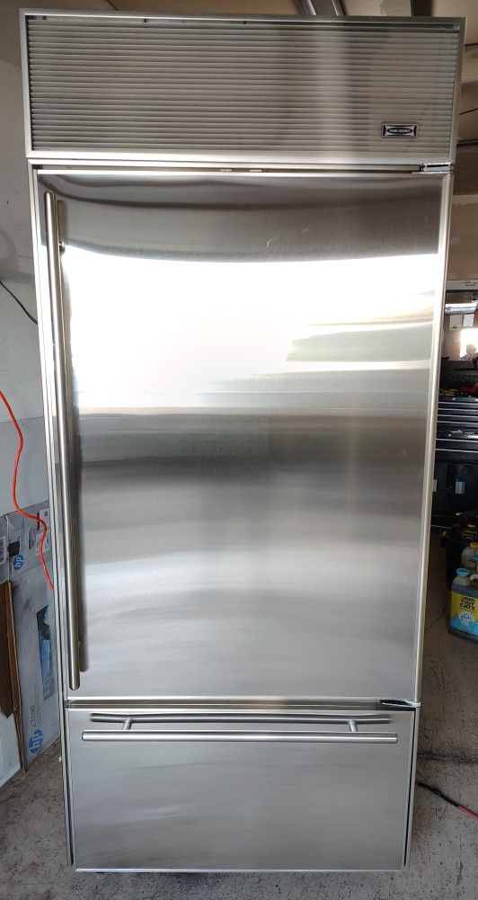 SubZero Fridge Delivered 