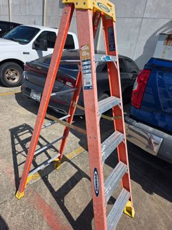 🪜 **TWO LADDERS FOR SALE!** 🪜