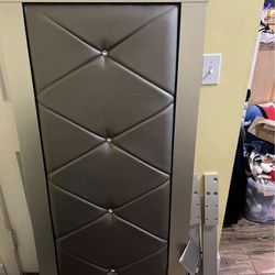 Raymour and Flanigan Shayla full Headboard & Footboard only