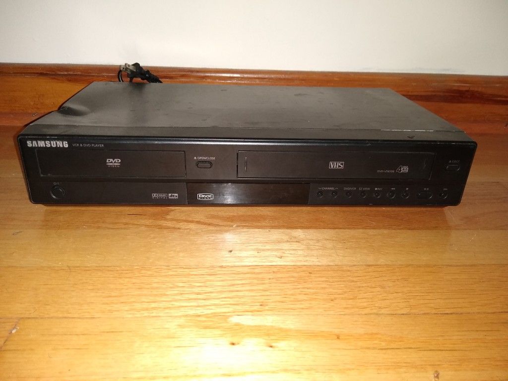 Samsung DVD-V5650B DVD VCR VHS Combo Player